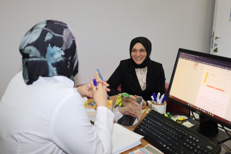 Büyükşehir’in Anne Şehir Merkezleri’nde başarı hikâyeleri yazılıyor