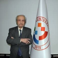 Profesör Durmuş Ekiz üniversite lojmanında ölü bulundu