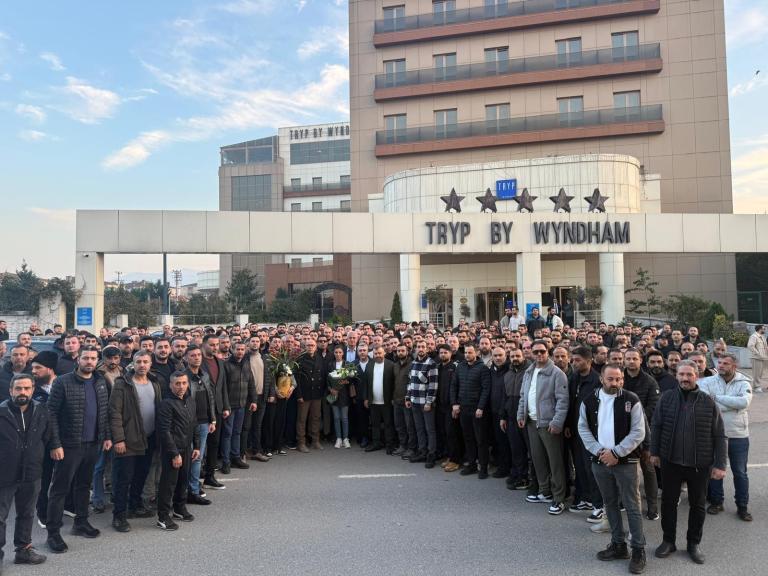 Binlerce lastik işçisi yarına kilitlendi! Neler oluyor?