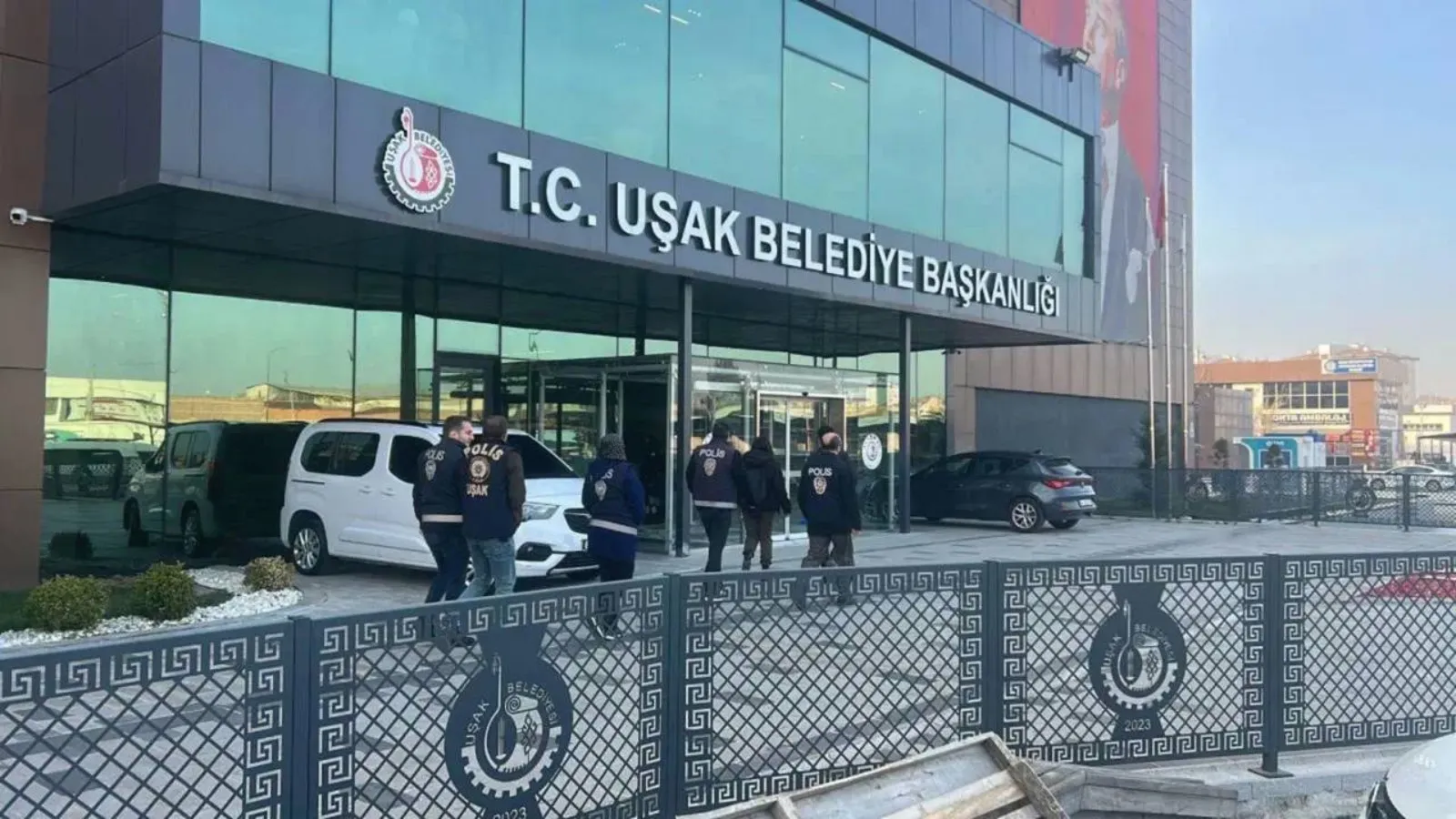 Uşak Belediyesi’ne ikinci dalga operasyon!