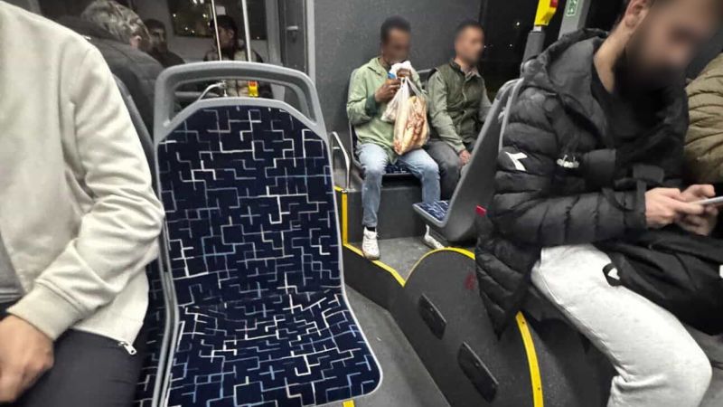Otobüste rahatsız eden görüntüler