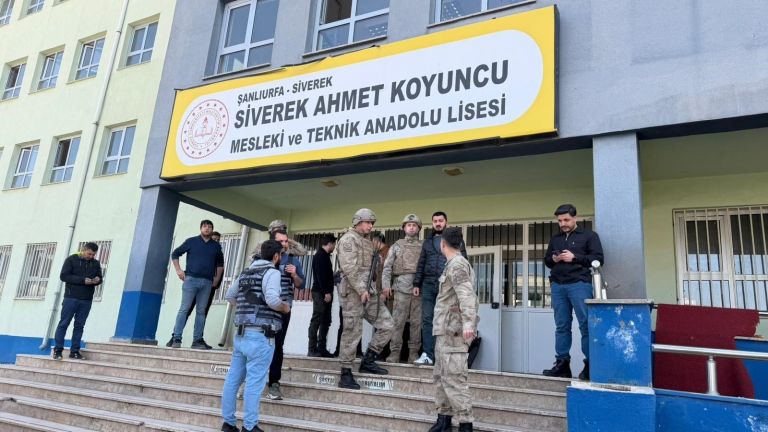 Şanlıurfa’daki okul saldırısında yeni gelişme: 4 yönetici görevden uzaklaştırıldı