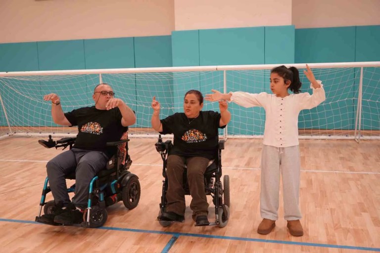 Engellilerin Önyargıları Yıkan Başarısı: Aylin ve Ahmet Arslan Çifti