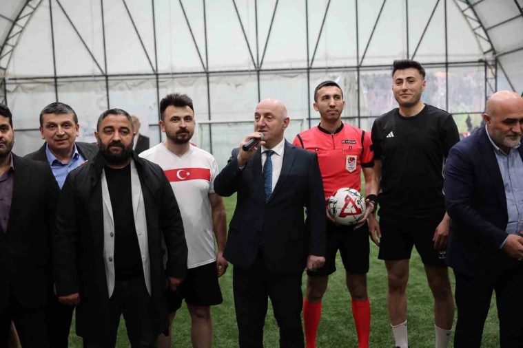 Darıca'da Enginar Futbol Turnuvası Başladı
