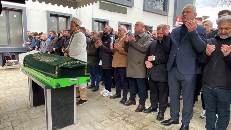 Başiskele'de İş Kazasında Hayatını Kaybeden Genç Son Yolculuğuna Uğurlandı