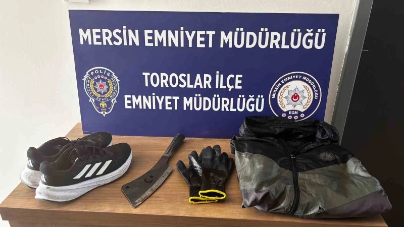 Banka Şubesinde Satırla Gasp Girişimi: Maskeli Şüpheli Yakalandı