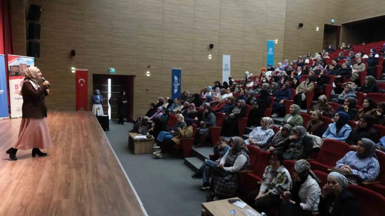 Kocaeli'de Kansere Farkındalık Çağrısı Yapıldı