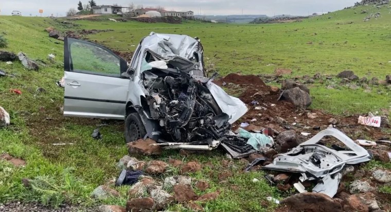 Siverek'te Trafik Kazası: İki Kişi Hayatını Kaybetti, Bir Kişi Yaralandı