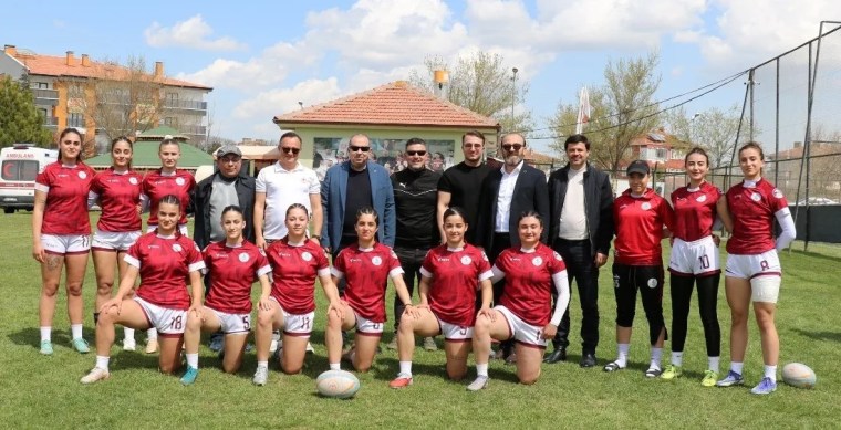 Körfez Gençlerbirliği Ragbide Çifte Başarı Elde Etti