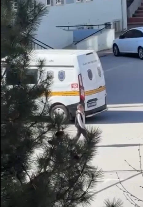 Okul Tuvaletinde Tehdit Notu ve Silah Bulundu