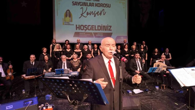 İzmit Saygınlar Kulübü Birinci Yılını Kutladı