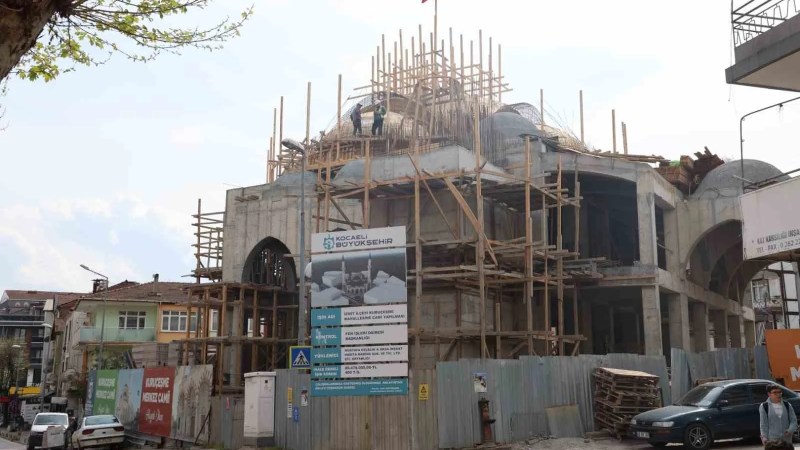 Kuruçeşme Merkez Cami İnşaatı Hızla İlerliyor