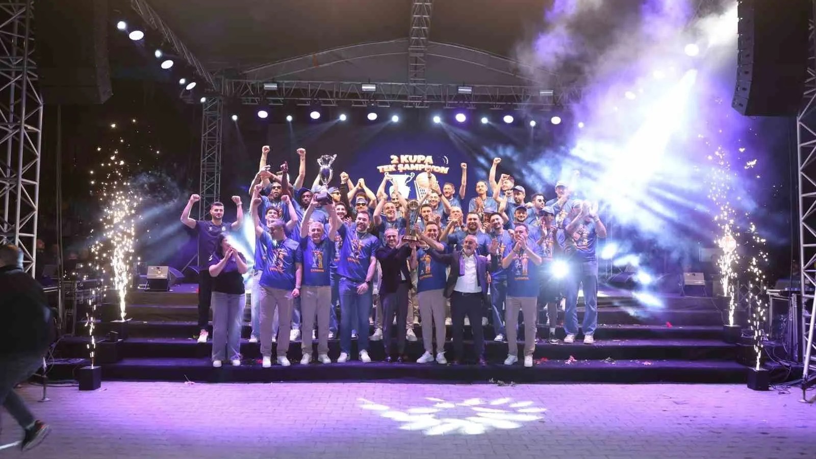 Çayırova Belediyesi Basketbol Takımı Süper Lig'e Yükseldi