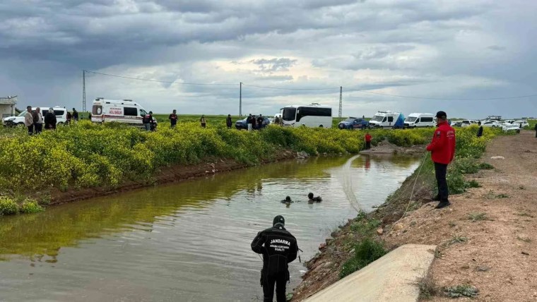 Kayıp Kız Çocuğu Tarlada Uyurken Bulundu