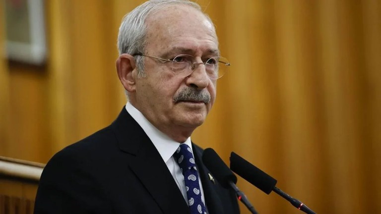 Kemal Kılıçdaroğlu’na “Cumhurbaşkanına hakaret” davasında hapis cezası