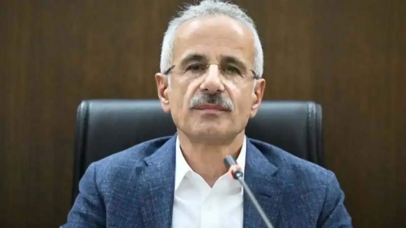 15 yaş altına sosyal medya düzenlemesi Meclisten geçti