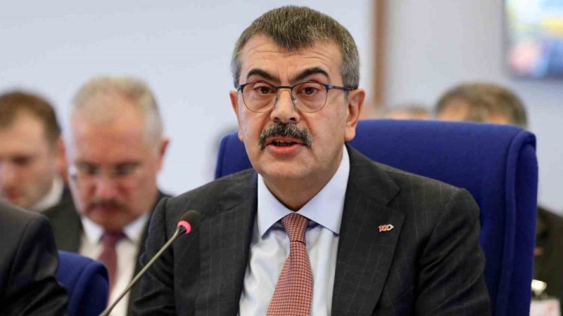 Bakan Tekin okullarda alınacak önlemleri açıkladı