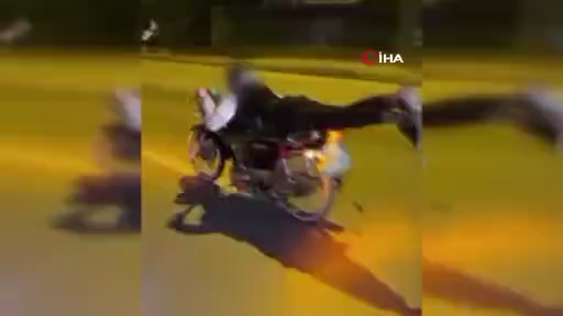 Motosikletli sürücü pes dedirtti