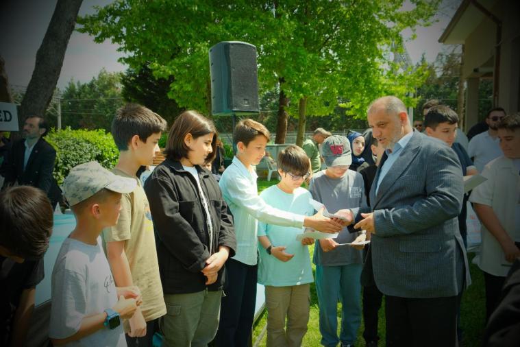 Kocaeli’de “Hayırda Yarışan Minikler” ödüllerine kavuştu
