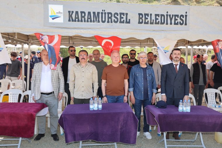 Karamürsel’de geleneksel atıcılık müsabakaları yoğun katılım