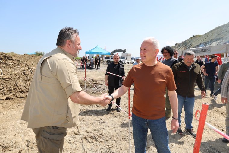 Karamürsel’de geleneksel atıcılık müsabakaları yoğun katılım