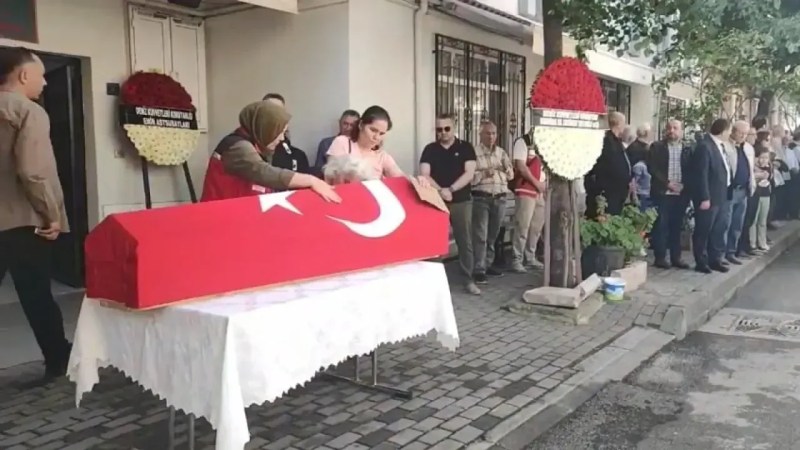Başçavuş Levent Kırdım son yolculuğuna uğurlandı