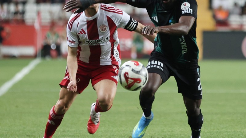 Antalyaspor galibiyeti yetmedi! Süper Lig’e veda etti