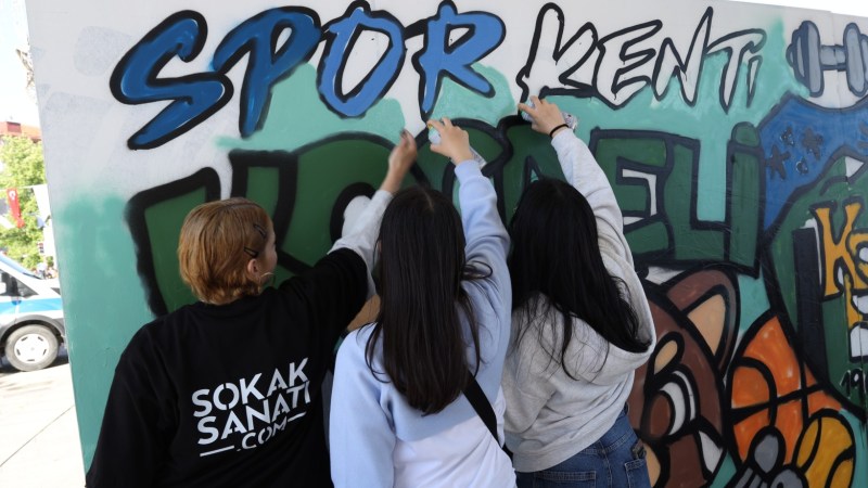 Gençlerden EnFest’e renkli dokunuş