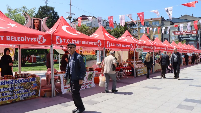 İzmit Bal Günleri vatandaşlardan yoğun ilgi gördü