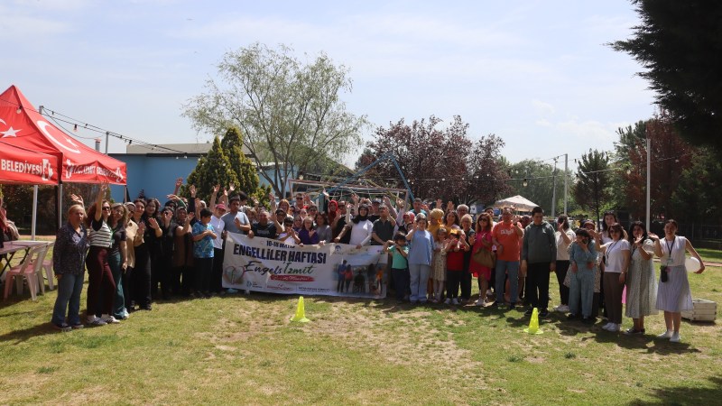 İzmit Belediyesi özel bireyler ve ailelerini kahvaltıda buluşturdu
