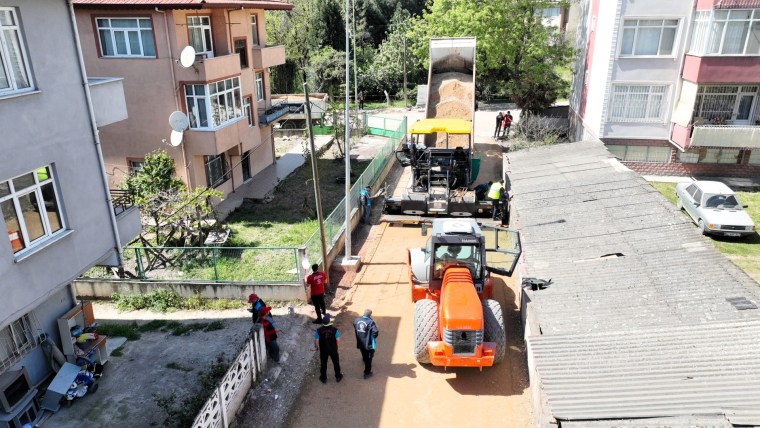 Körfez’de 22 kilometrelik üstyapı çalışması başladı