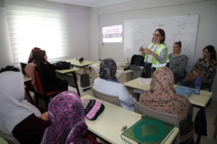 Körfezray’da bilgilendirme toplantıları İzmit’te devam etti