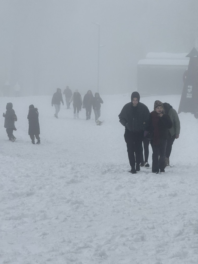 Kuzuyayla’da 4 mevsim bir arada yaşandı