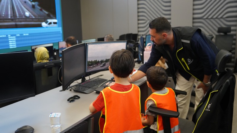 Minikler trafik güvenliğini yerinde öğrendi