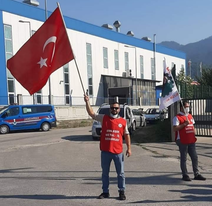 1 Mayıs’ta 3 yıllık bir hak mücadelesi: Fabrikanın önünde kendimizi mi yakalım?