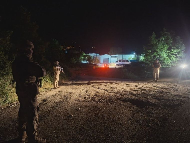 Komşuda silahlı kavga: 6 kişi yaralandı