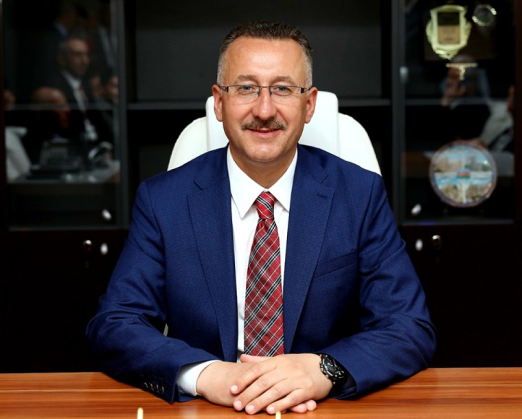 Şantaj davasında flaş karar! Kocaelili avukata ceza yağdı