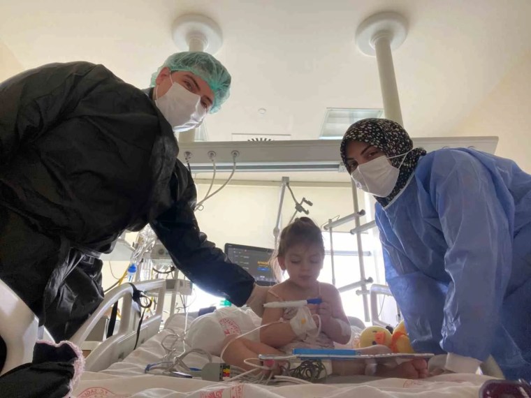 Konya'da İlaçlama Sonrası Zehirlenme: 2 Yaşındaki Çocuk Yoğun Bakımda