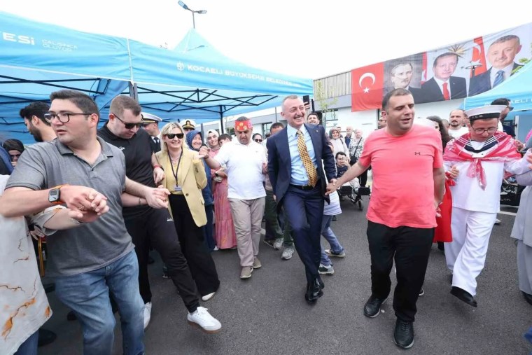 Kocaeli'de Özel Gençlere Asker Uğurlama Töreni