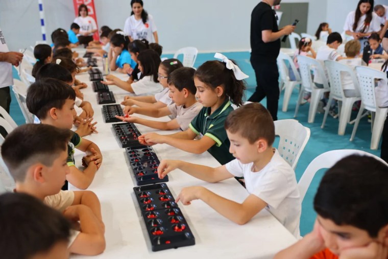 Darıca’da 1470 öğrenci zeka oyunlarında buluştu