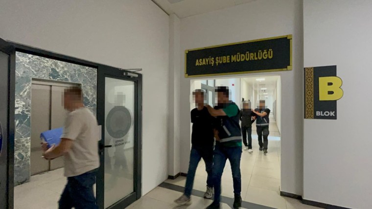 İş yerinden beyaz eşya çalan şüpheliler yakalandı