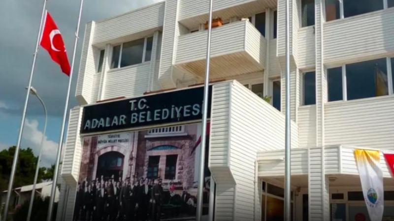 Adalar Belediyesi’ne rüşvet operasyonu!