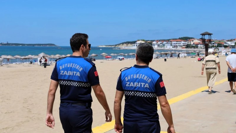 Sahillerde kaçak şezlonglara geçit yok!