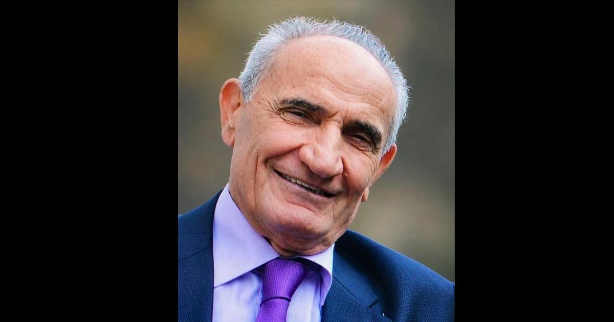 İzmit’te çok seviliyordu, müdavimiydi. Vefat etti