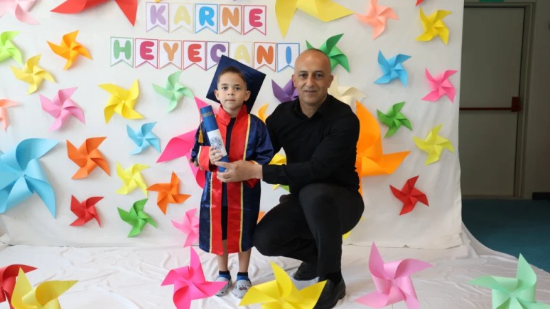 Minik öğrencilerin karne heyecanı! - 2. görsel