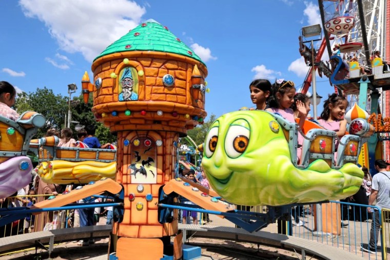 Karneval’da lunapark keyfi ücretsiz