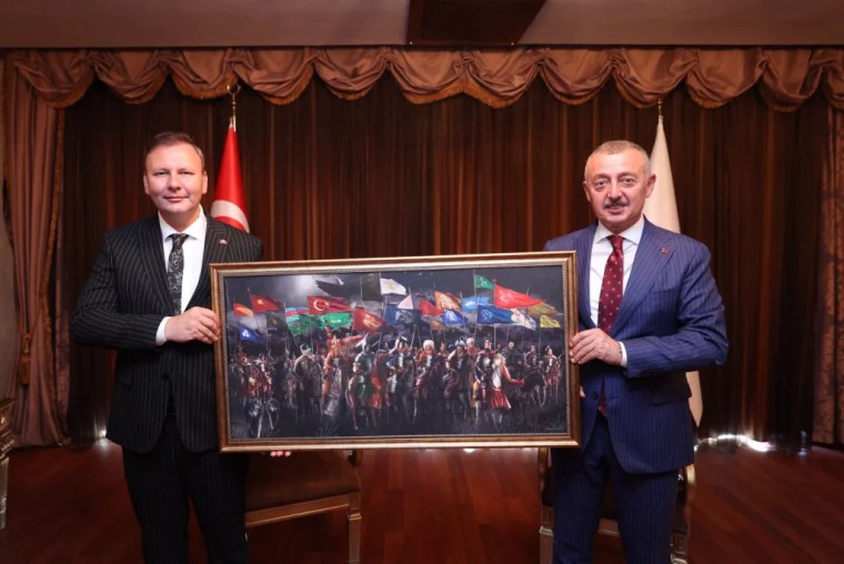 MHP İl Başkanı Emengen'den Büyükakın'a ziyaret