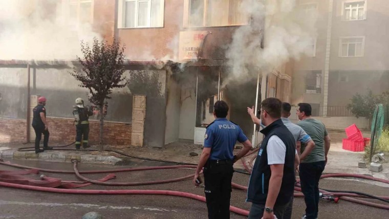 Yumurta dükkanında yangın paniği!