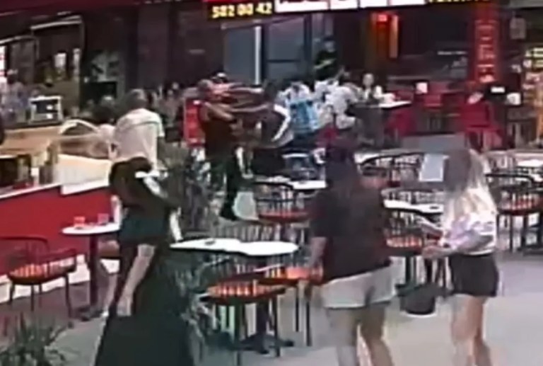 Vatandaşın yumruğuyla yakalandı!