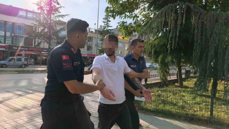 Hırsızlık şüphelisi kaçarken yakalandı!
